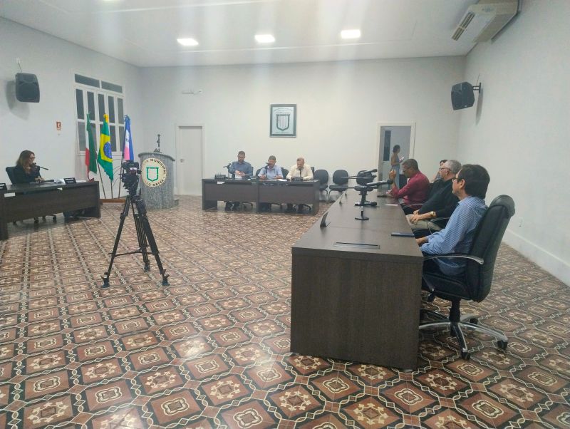 Câmara de João Neiva aprova repasse de R$ 594 mil a hospital e homologa reconhecimento a atleta